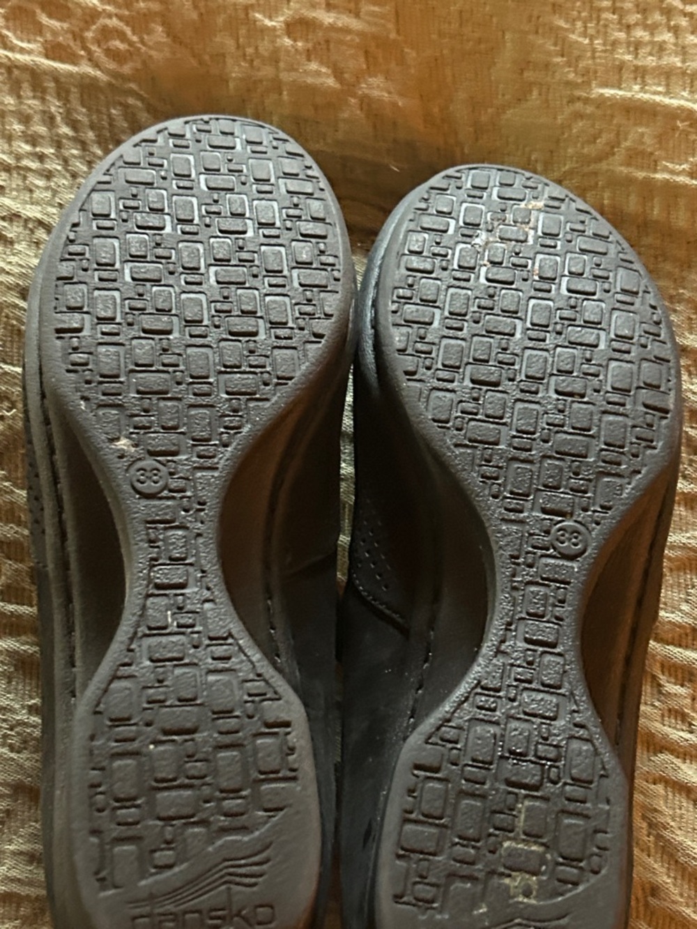 Dansko Black Perforated Cross-Strap shoes size 38 (7.5 -8 women) - Picture 4 of 7